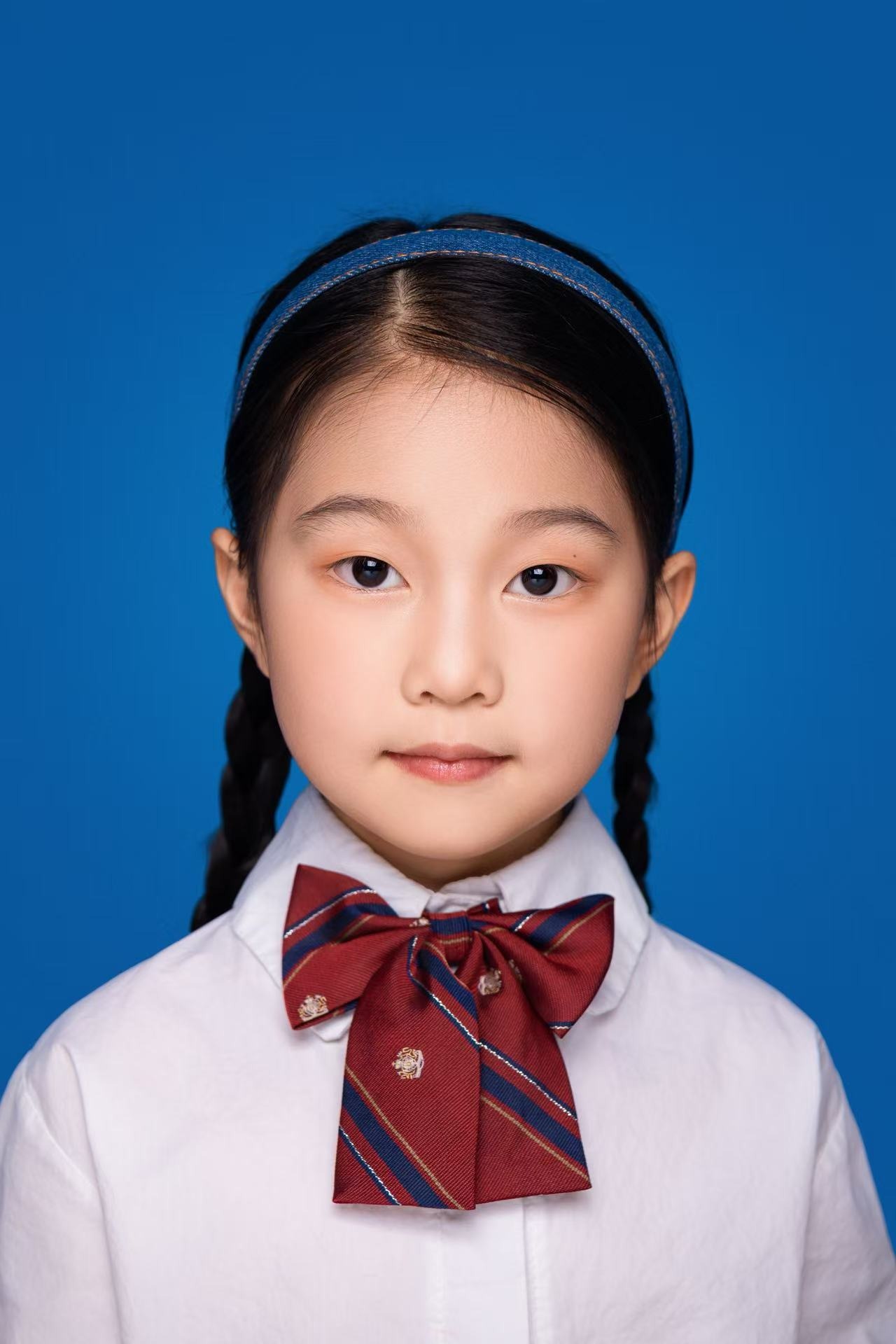石洛萱